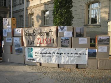 Protest-Staumauer vor dem Wirtschaftsministerium,21.9.2006